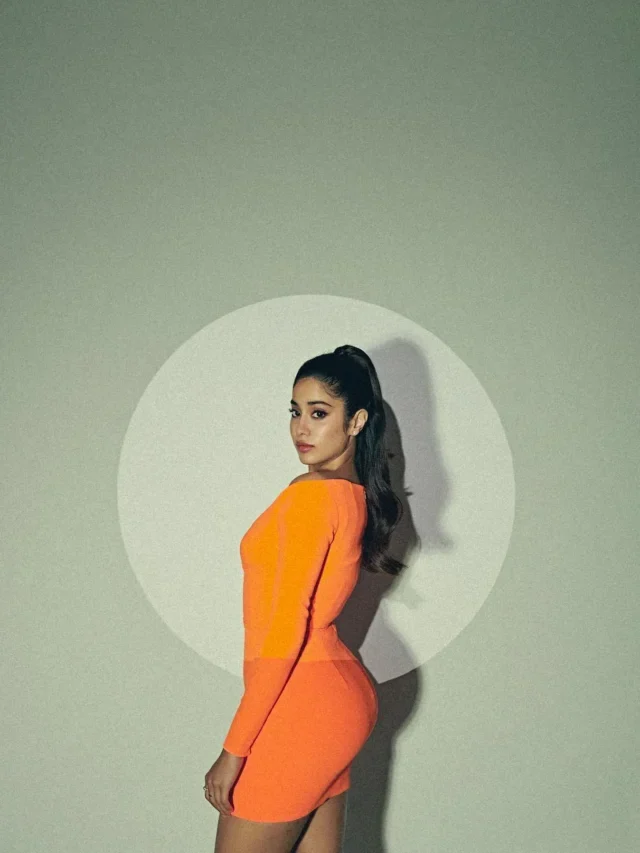 Janhvi Kapoor Stunning Orange Dress Pictures Trending in Instagram.