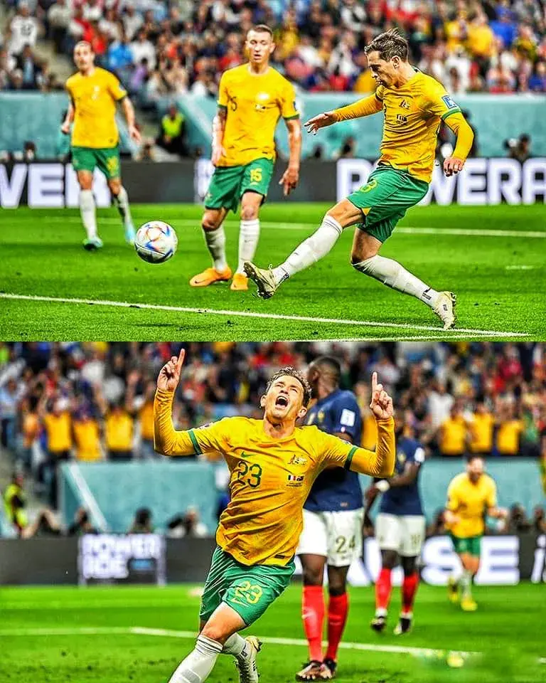 क्रेग गुडविन ने अब ऑस्ट्रेलिया के लिए अपने विश्व कप पदार्पण पर अपना पहला फीफा विश्व कप गोल किया है।

फ़्रांस को फ़्रांस से कड़ी टक्कर दे रहा सोकेरोज़।