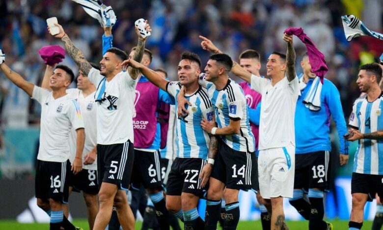 FIFA World Cup 2022 Argentina vs Australia Match Highlights अर्जेंटीना ने ऑस्ट्रेलिया को 2-1 से हराया.