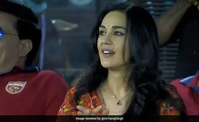 देखें: आईपीएल 2023 के दौरान शुभमन गिल के विकेट पर Preity Zinta's Reaction वाह प्रशंसक.