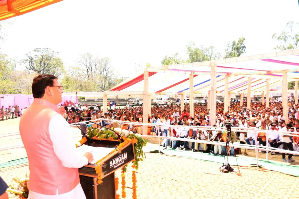 CM Dhami in Kaladhungi : उत्तराखंड के सीएम धामी ने कालाढूंगी में करोड़ों की 36 योजनाओं का उद्घाटन किया।