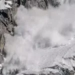 Avalanche in Pindari Glacier : हिमस्खलन के कारण पिंडारी ग्लेशियर में फंसे ट्रेकर्स, ट्रेकिंग डाउन: अधिकारी