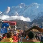 उत्तराखंड: बड़े पैमाने पर हिमस्खलन केदारनाथ मंदिर के आसपास के पहाड़ों को हिट करते हुए, वीडियो देखें !