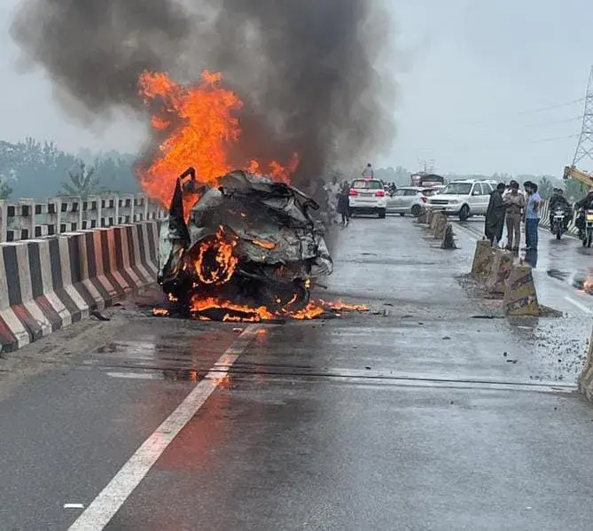 Accident News : सहारनपुर में देहरादून-अंबाला हाइवे पर भीषण सड़क दुघर्टना ...