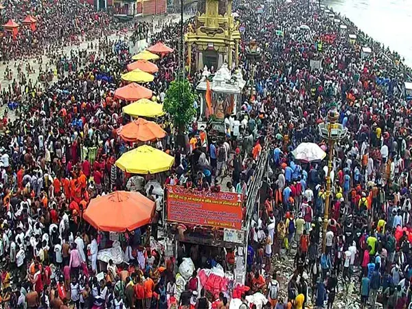 Kanwar Yatra Haridwar : हरिद्वार में इस वर्ष 3 करोड़ से अधिक तीर्थयात्री आए हैं।