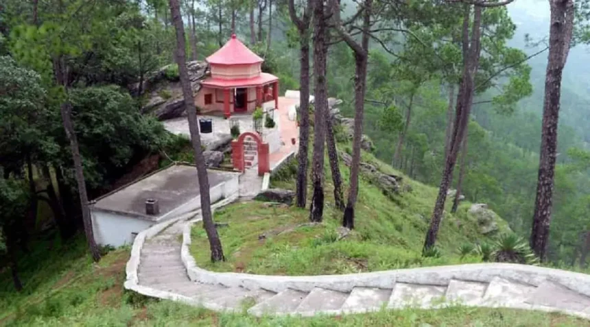 कासर देवी हिमालय की गोद में बसे इस गांव के बारे में जाने ?