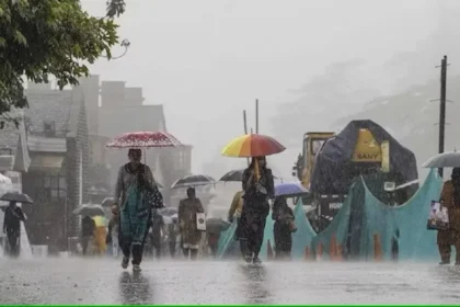 IMD heavy Rain Alert : आईएमडी ने हिमाचल, उत्तराखंड (Uttarakhand) के लिए अत्यधिक भारी बारिश का अलर्ट जारी किया..