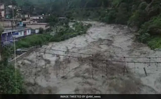 Haridwar Rescue Update : हरिद्वार में 550 से अधिक लोगों को पानी से बचाया गया।