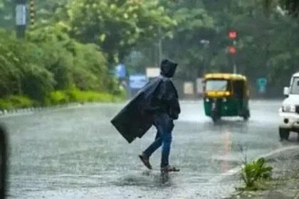Monsoon Update Uttarakhand : 14 अगस्त तक उत्तराखंड में रेड अलर्ट; आज इन राज्यों में ऑरेंज अलर्ट। यहां पूर्वानुमान देखें ..