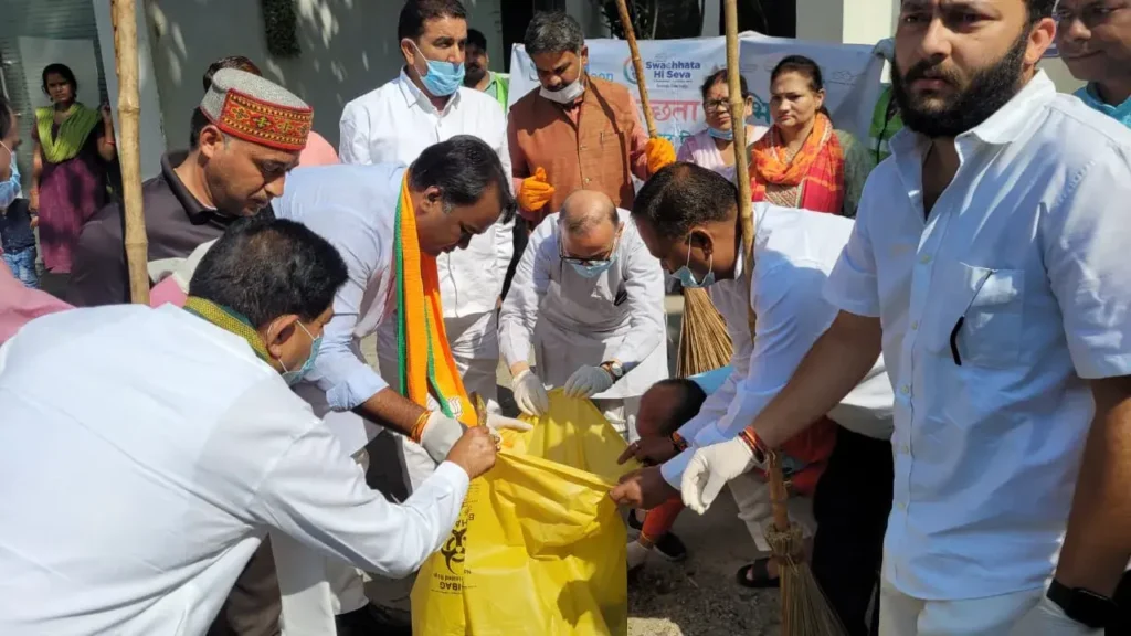 स्वच्छ भारत-स्वस्थ भारत के अंतर्गत महानगर में स्वच्छता अभियान कार्यक्रम किए गए।