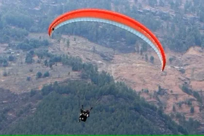 उत्तराखंड का विजन टिहरी को ग्लोबल पैराग्लाइडिंग हब के रूप में स्थापित करना है.