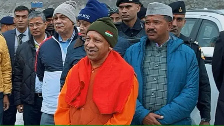 CM Yogi Uttarakhand Visit : खराब मौसम के कारण केदारनाथ नहीं जा पाए यूपी के मुख्यमंत्री, बदरीनाथ धाम पहुंचे . Image Credit :- Amar Ujala