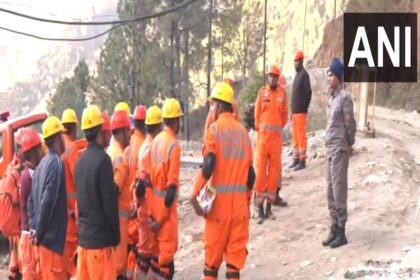 Uttarkashi Tunnel Rescue : "हमें उम्मीद है कि आज शाम तक हम उन्हें निकाल लेंगे": उत्तरकाशी सुरंग के अंदर फंसे श्रमिकों पर एनडीआरएफ.
