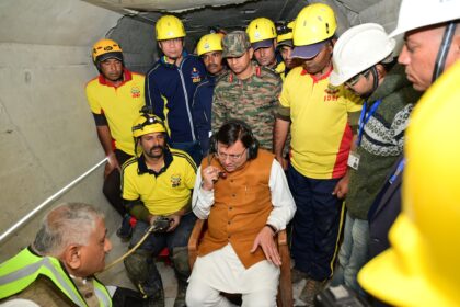Uttarkashi Tunnel Rescue : मलबे हटाने से एम्बुलेंस व्यवस्था तक चरण-दर-चरण योजना.