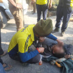 Uttarakhand Mishap : गुमखाल के पास कार दुर्घटना के बाद एसडीआरएफ ने तीन लोगों को बचाया। Source :- ANI