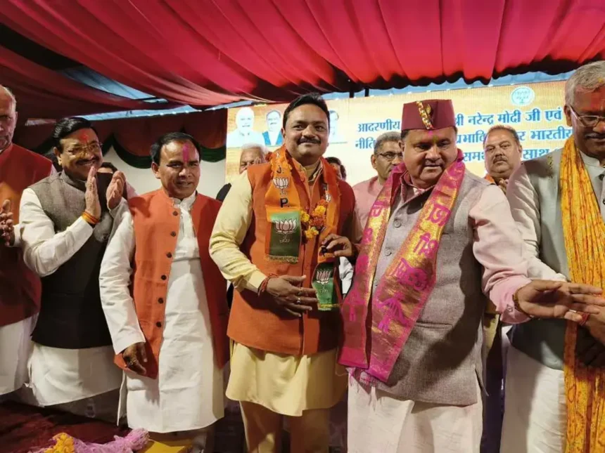 Uttarakhand Election News पूर्व बसपा नेता सुबोध राकेश भाजपा में शामिल.