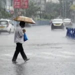 Uttarakhand Weather Update IMD ने बारिश और ओलावृष्टि का ऑरेंज अलर्ट जारी किया है।