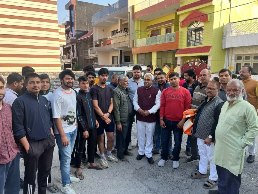 Haridwar News : विधायक मदन कौशिक ने किया सर्वप्रिया विहार की सड़क निर्माण कार्य का शुभारंभ.