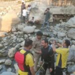 Dehradun : कटापत्थर के पास नदी में डूबा किशोर, SDRF ने निकालकर पहुँचाया अस्पताल.