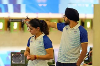 Manu Bhaker and Sarabjot Singh ने रचा इतिहास, निशानेबाजी में जीता कांस्य पदक.